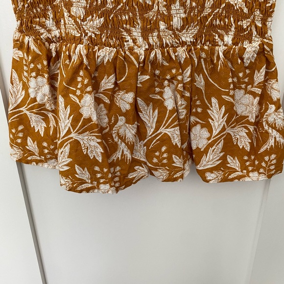 Universal Thread Top - Picture 4 of 5